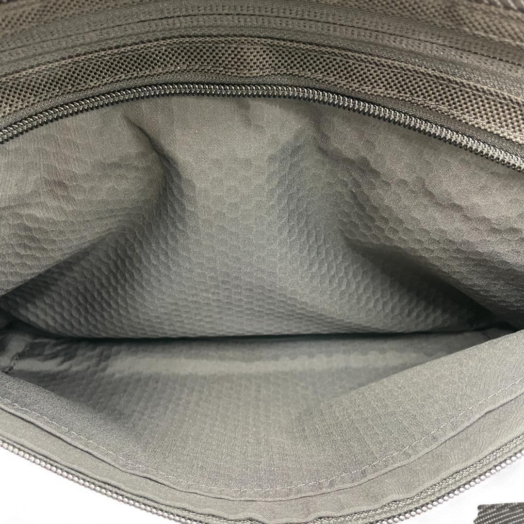 美品 TUMI メッセンジャーバッグ ナイロン アルファ ブラボー ファロン