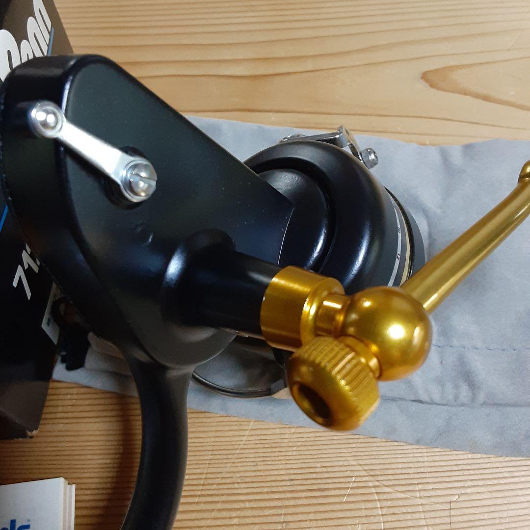 Penn 712Z スピニングリール ブラック/ゴールド