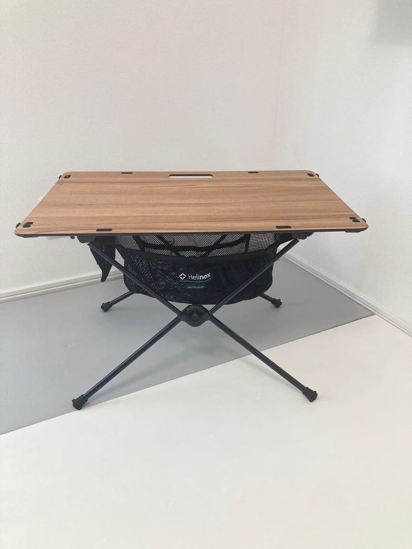 Helinox テーブルワンソリッドトップ クラシックウォールナット