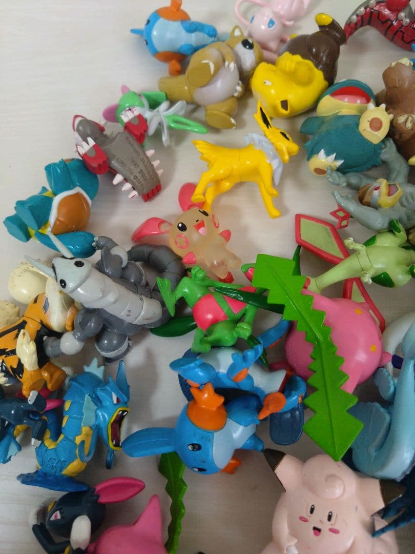 初期 モンコレ 多数あり まとめ売り 約60個