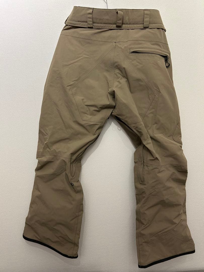 VOLCOM GORE-TEX スノーボードパンツ ベージュ