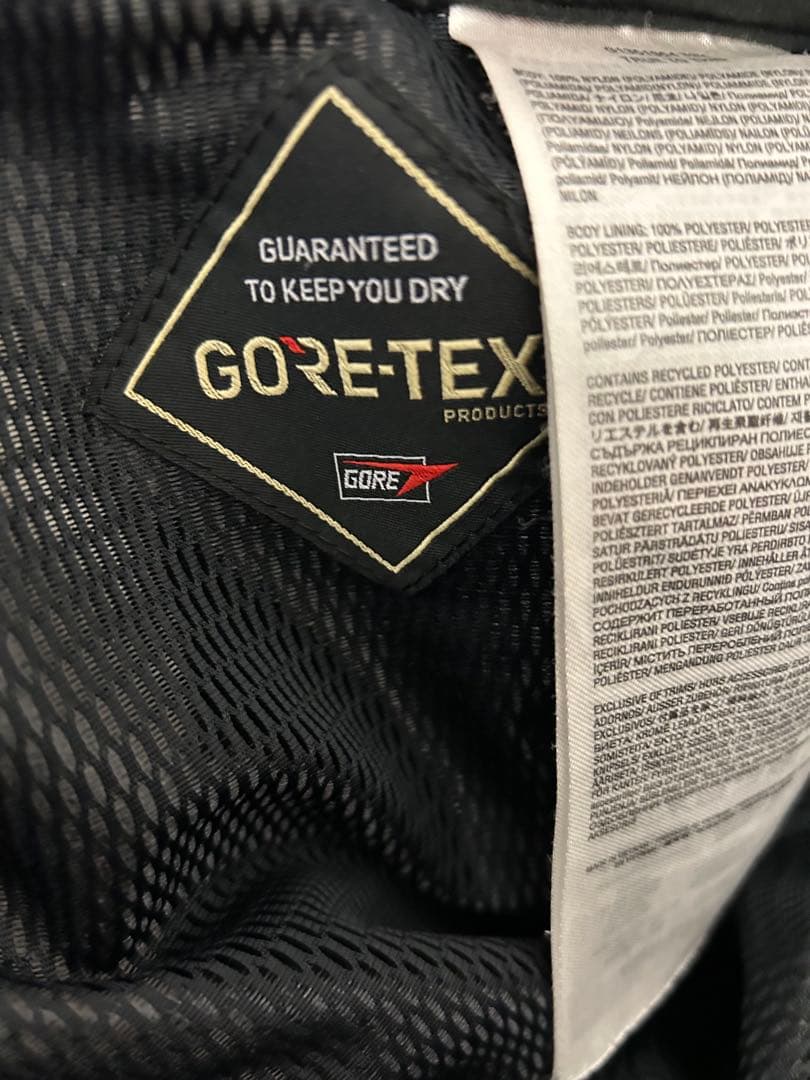 VOLCOM GORE-TEX スノーボードパンツ ベージュ