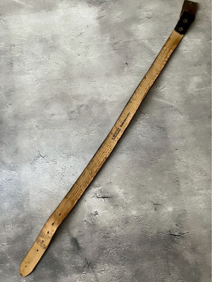 ksk　ウェンディーズ　WENDY’S　スタッズレザーベルト