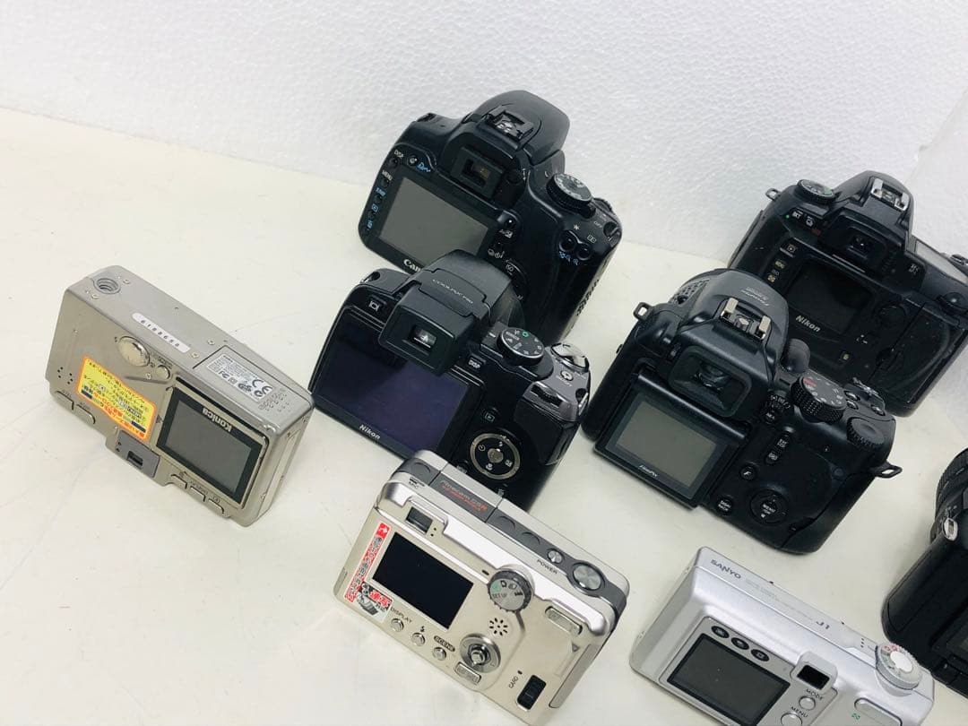 デジタルカメラ 9台 まとめて Nikon など デジカメ 動作未確認 ジャンク