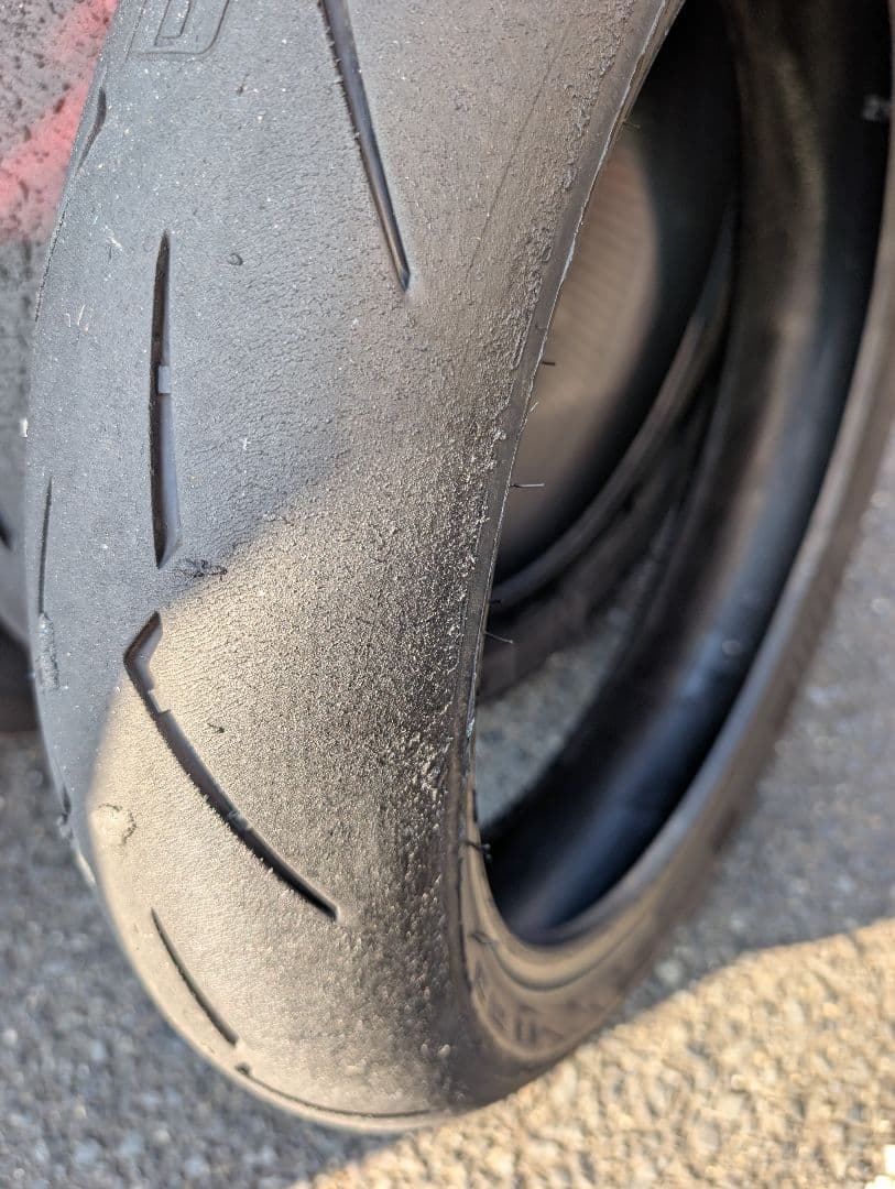 ピレリスーパーコルサV4 sc1