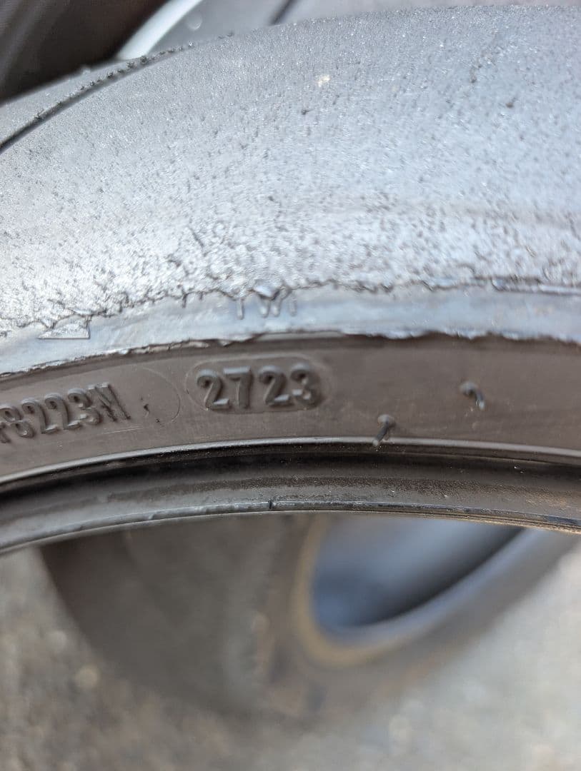 ピレリスーパーコルサV4 sc1