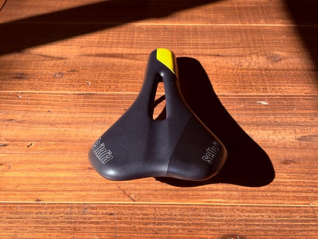 【レア】Selle Italia アナトミックサドル LOOK完成車外し