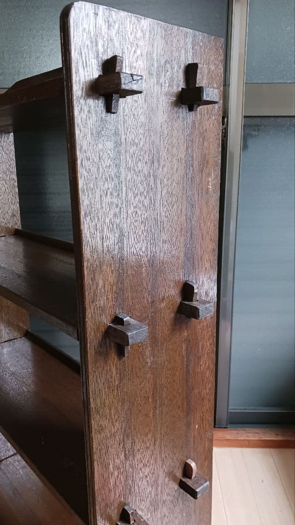 木製くさび形　本棚 4段 チップさん