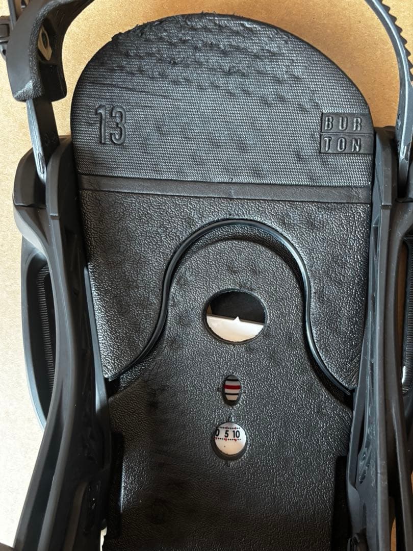 2025-26 BURTON MEN'S CARTEL EST Mサイズ