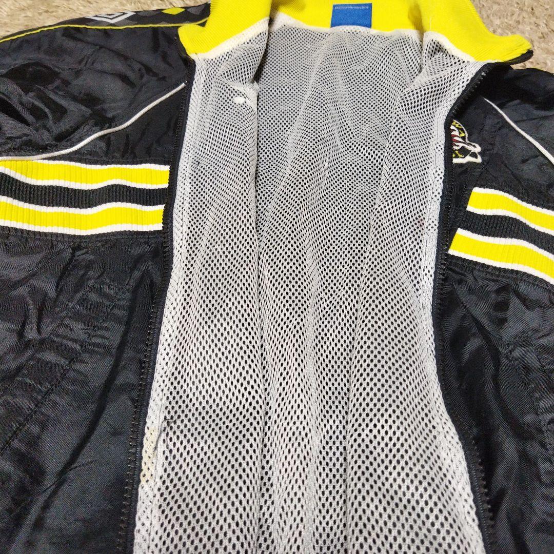 umbro 柏レイソル 公式　ウインドブレーカー