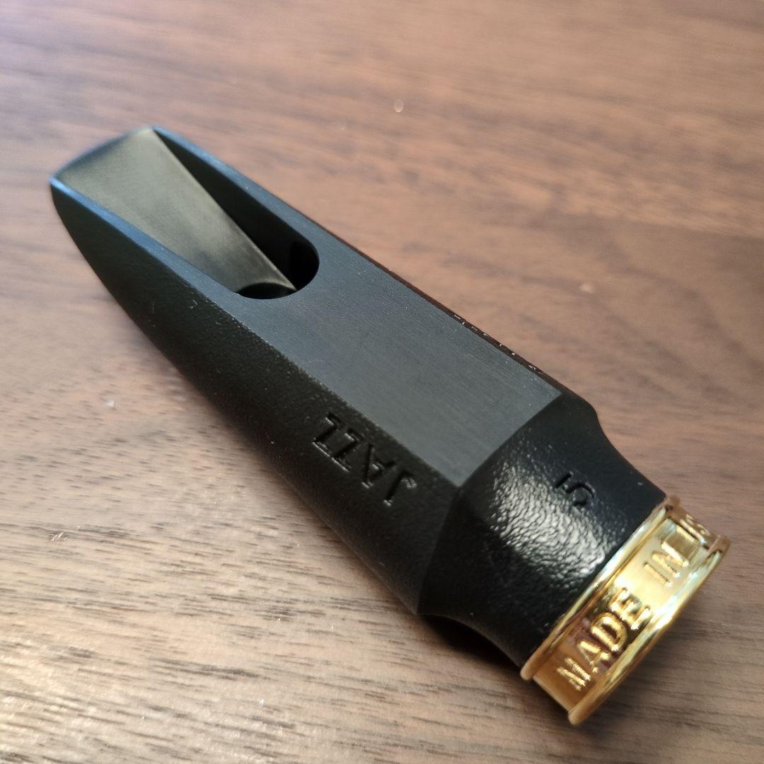 アルトサックスマウスピース　セオワニ　エッセンシャルジャズ