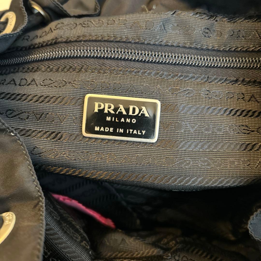 【美品】 プラダ 三角ロゴ バックパック ナイロン ブラック　白タグあり