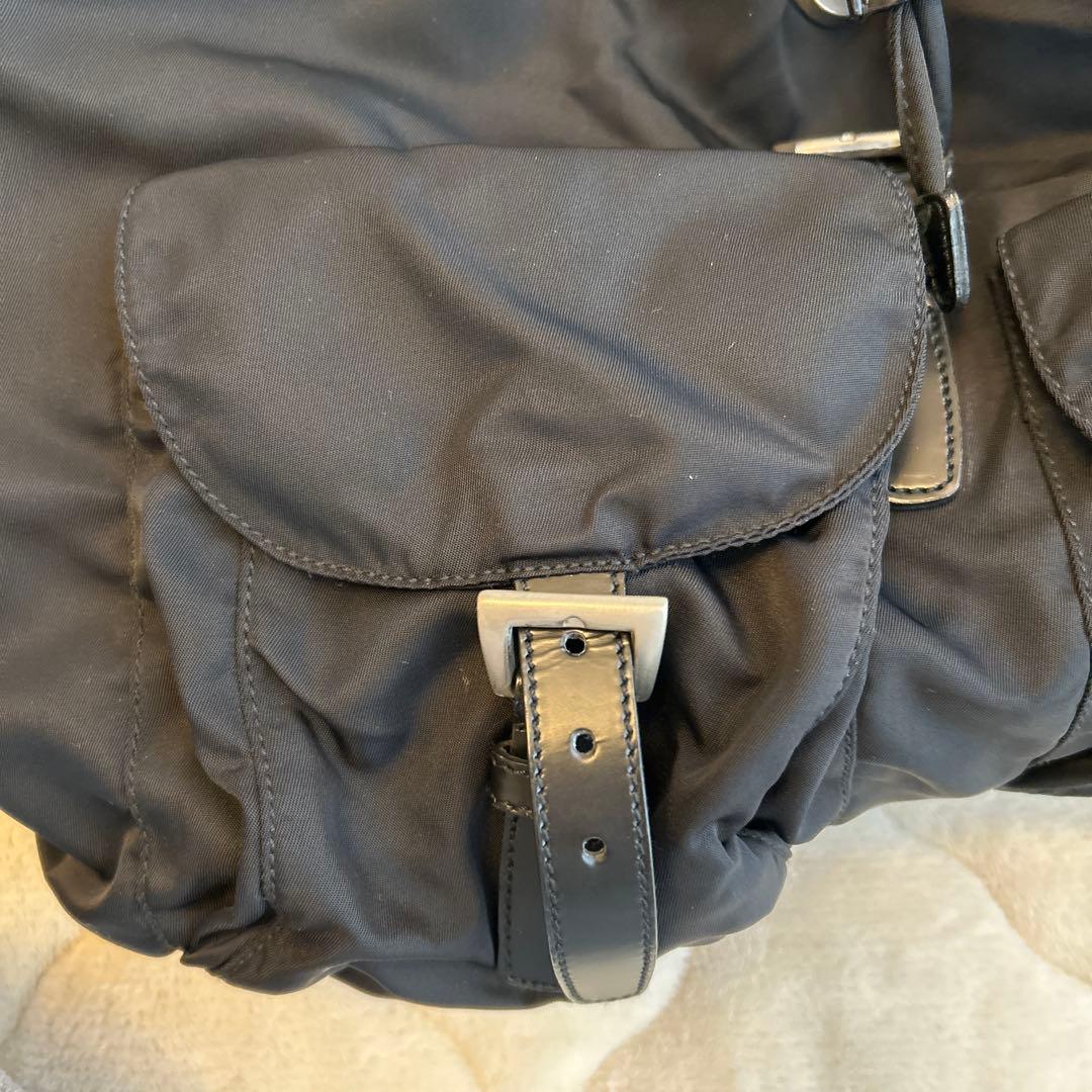 【美品】 プラダ 三角ロゴ バックパック ナイロン ブラック　白タグあり