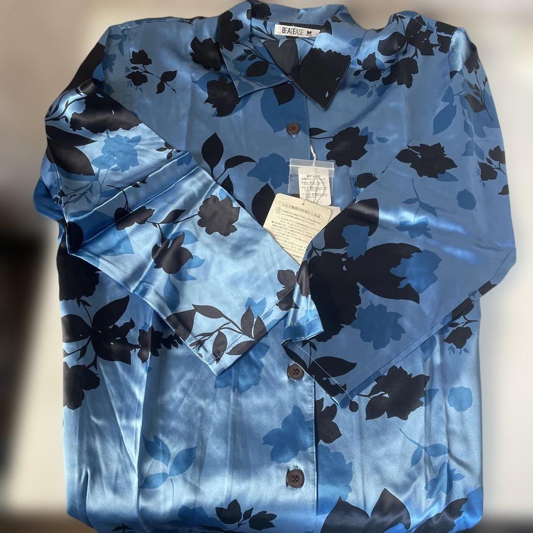 は*ん様 BEATEASE 花柄　絹　シルク　パジャマセット