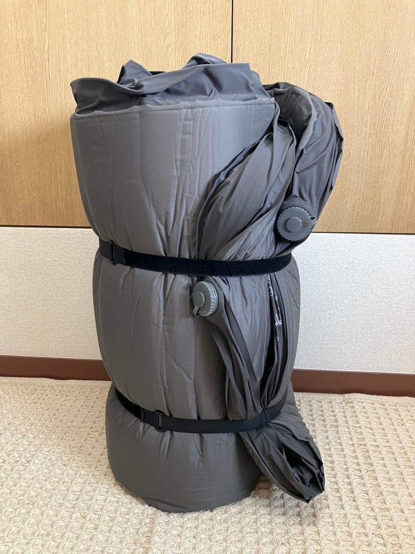 Coleman キャンパーインフレーターマットダブル　エアーマット