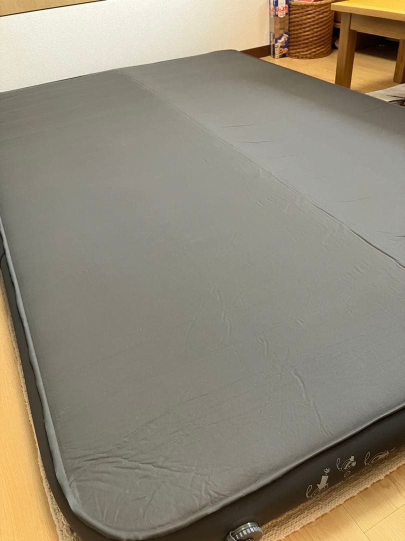 Coleman キャンパーインフレーターマットダブル　エアーマット