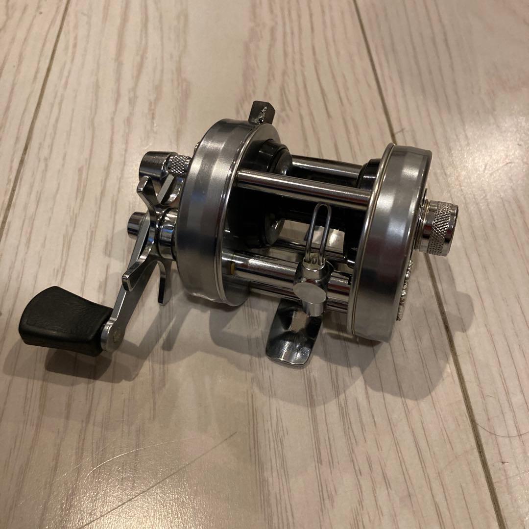 アンバサダー 2500C｜ABU Ambassadeur 2500C Deluxe 未使用AN001 中古