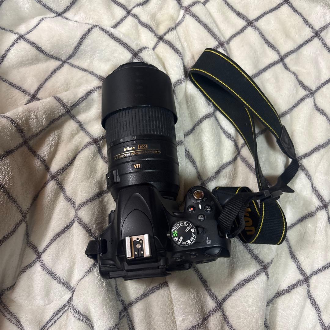 Nikon デジタル一眼レフカメラ VRレンズ付き