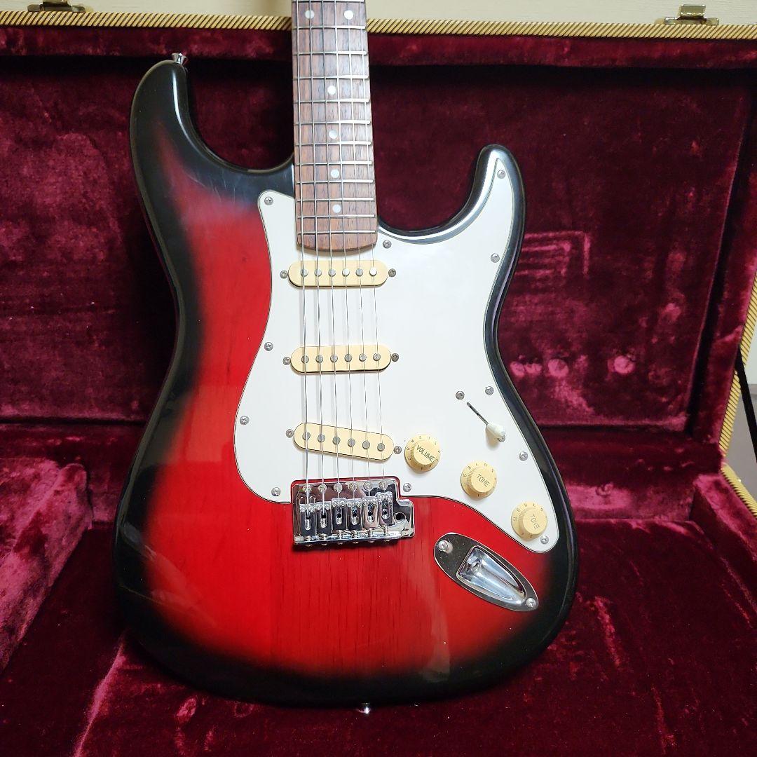 週末セール分解整備済みFender homage ストラトタイプ ワインバースト