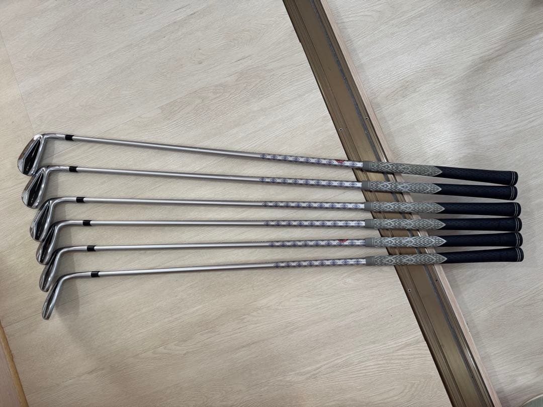 テーラーメイド Qi アイアン6本セット レディースゴルフ 初心者 入門 大人気