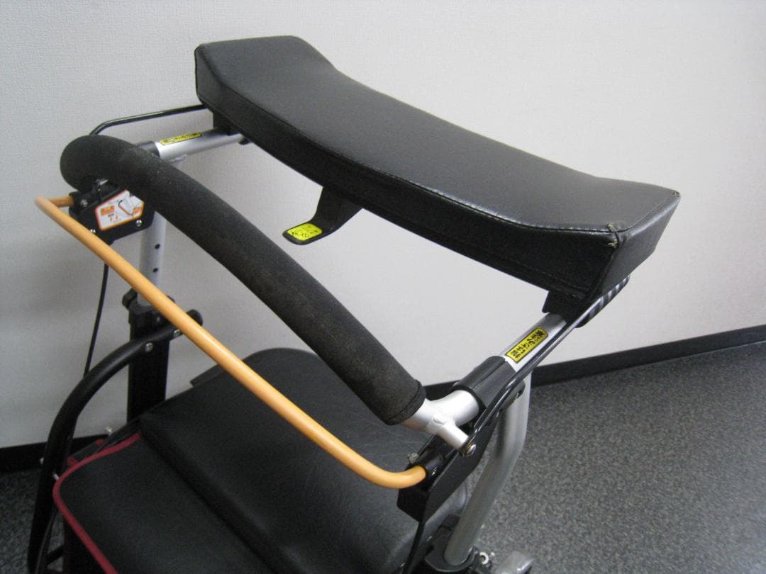 【送料無料】前腕支持型歩行車 REHAMO(リハモ) ナブテスコ ②