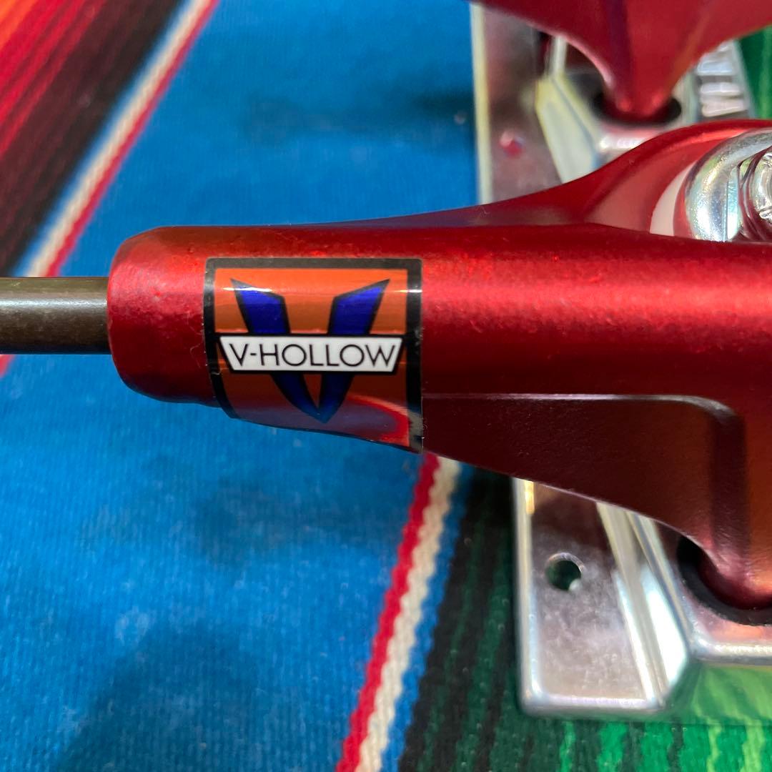 ベンチャー　V-Hollow レッド スケートボードトラック5.2HI