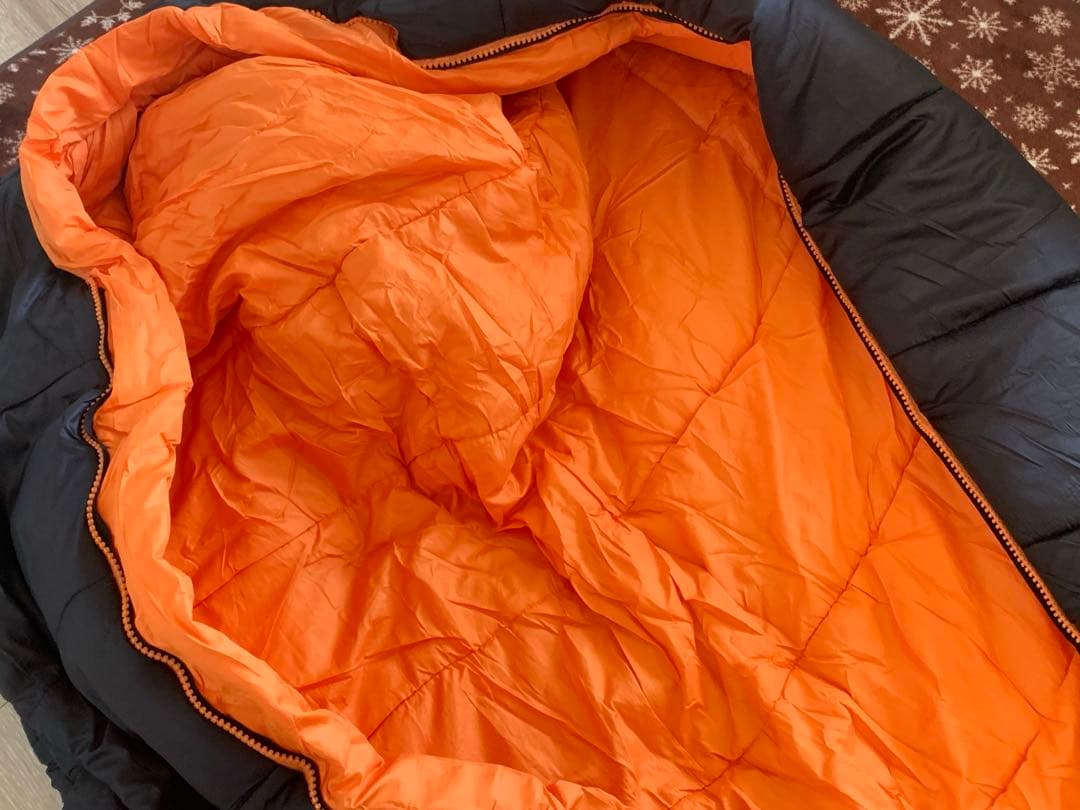 【訳あり】Bear Rock -34度　冬用寝袋 FX-453G 専用袋付