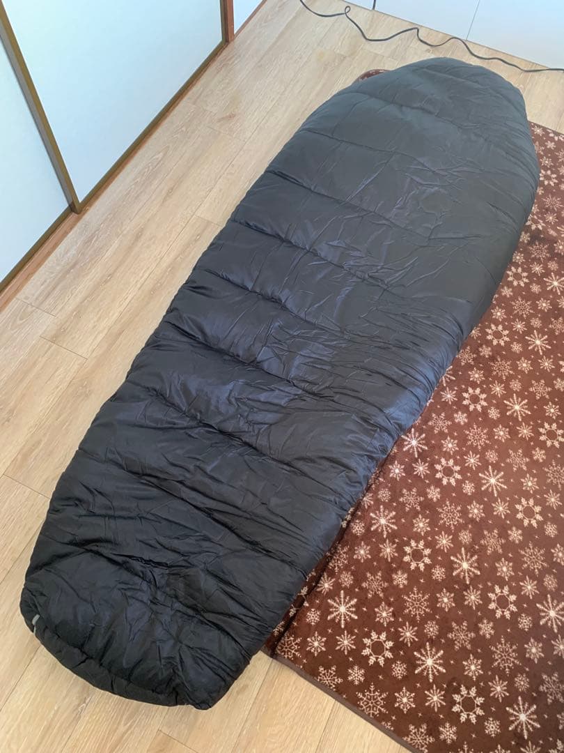 【訳あり】Bear Rock -34度　冬用寝袋 FX-453G 専用袋付