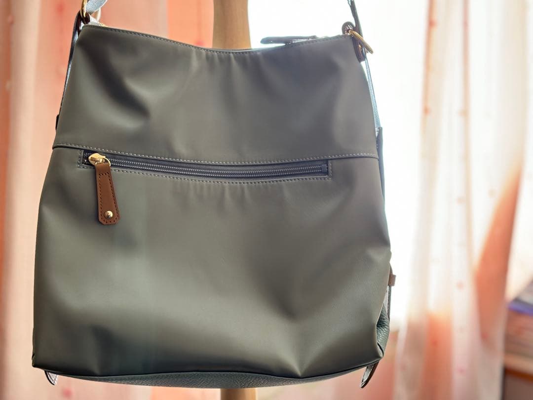 ［お値下げ］Her Scheduleイタリアンレザー&撥水ナイロンリュック