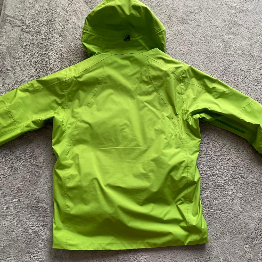 ゴールドウィン ライムグリーン スキーウェア