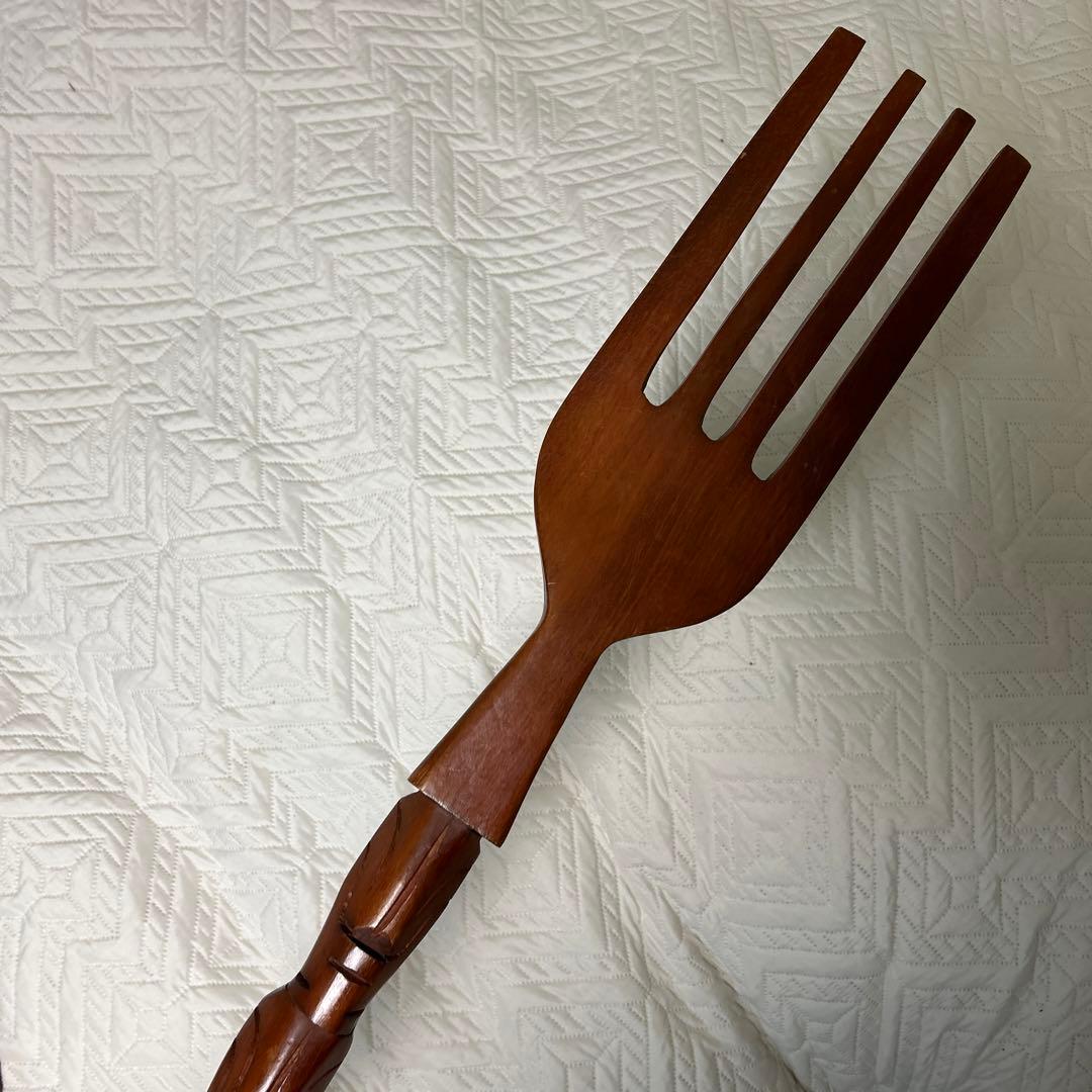 スマイル　木製の巨大なスプーンとフォーク　オブジェ　置物　インテリア