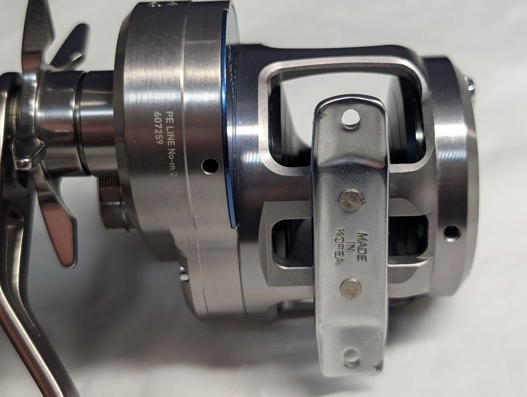 ダイワ 管555GP 15ソルティガ 15H 右ハンドル カスタム品