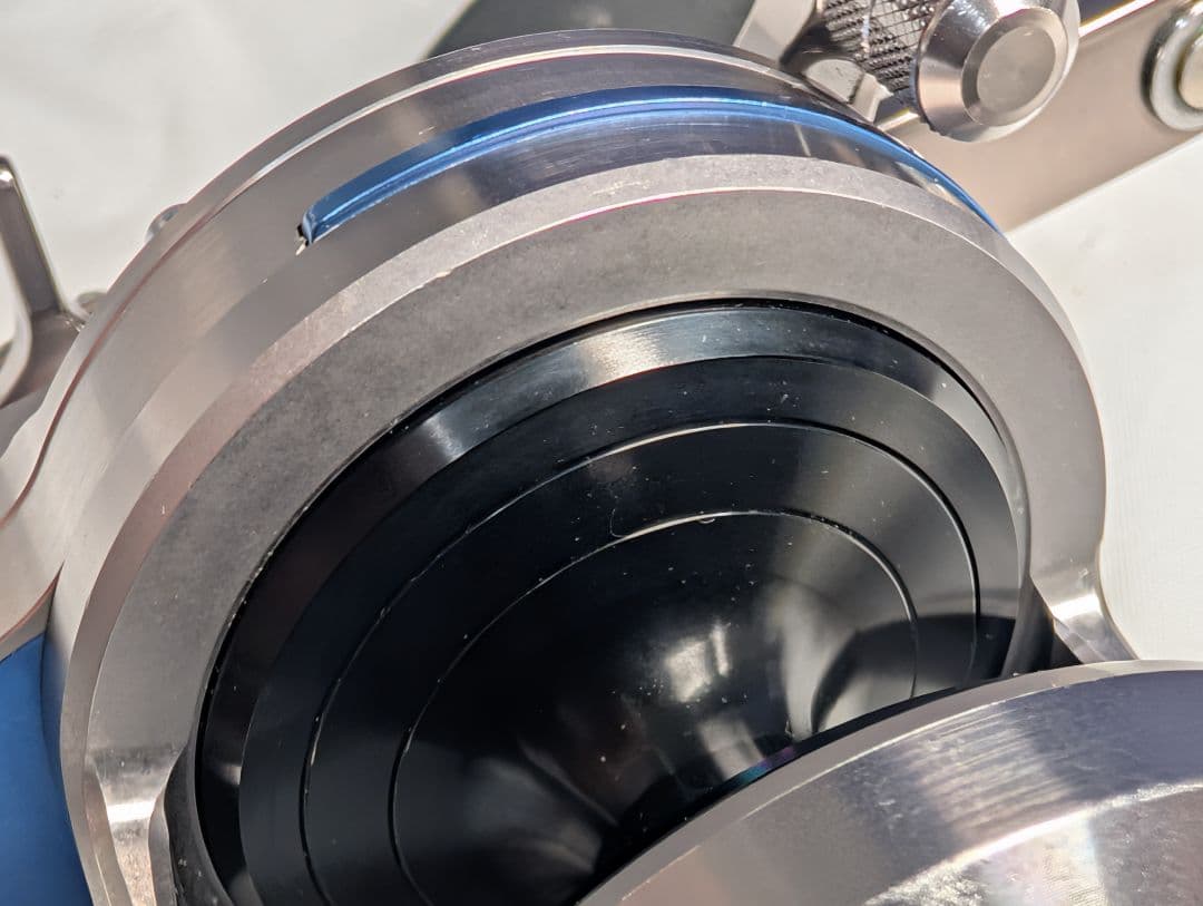 ダイワ 管555GP 15ソルティガ 15H 右ハンドル カスタム品