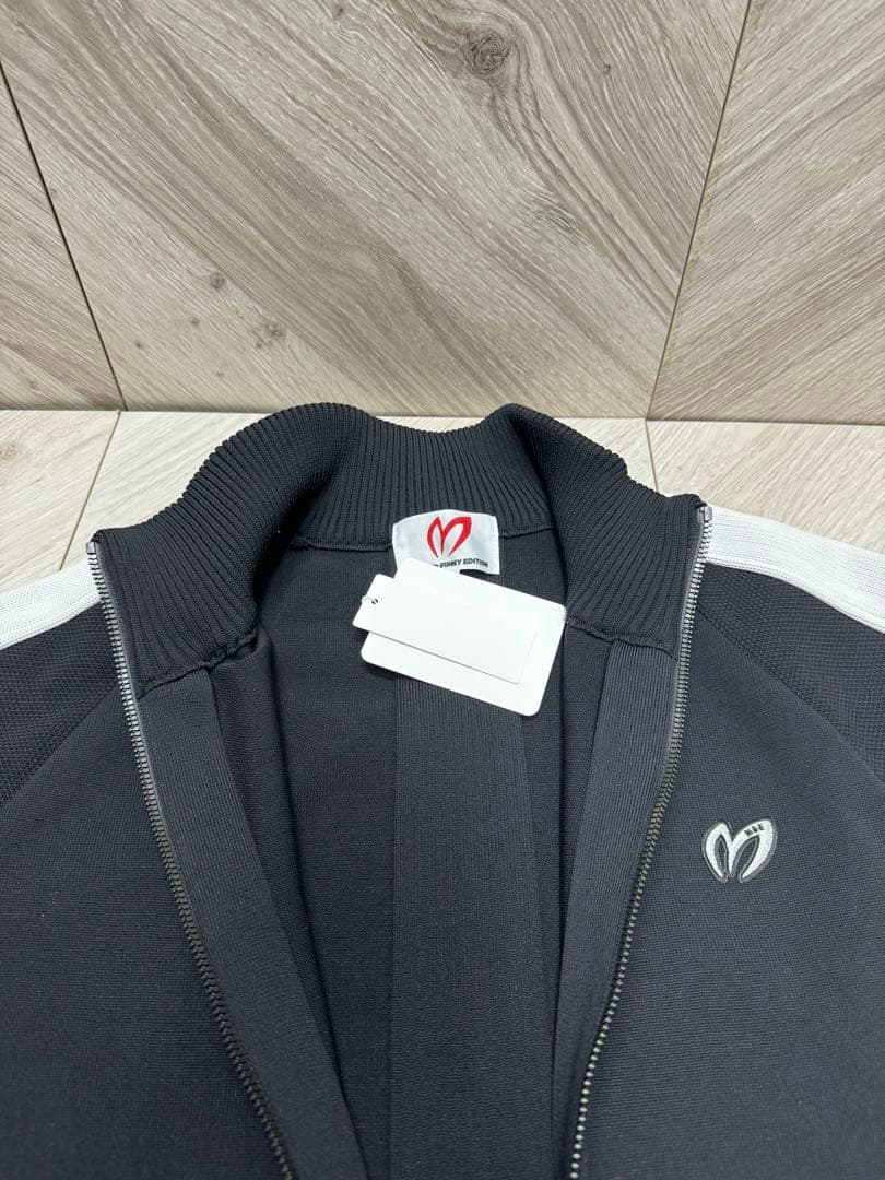 マスターバニー　ブルゾン