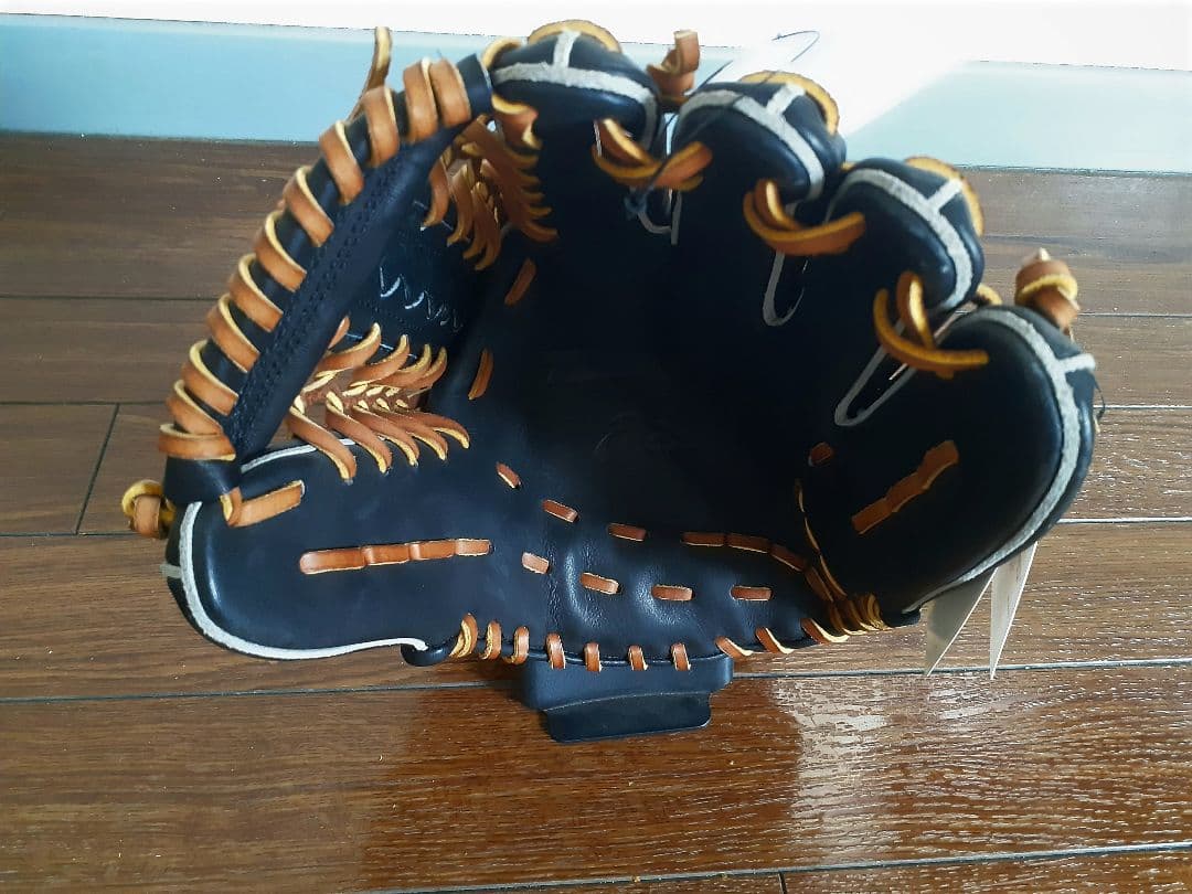 asics軟式オールラウンド用　 ブラック/ライトブラウン