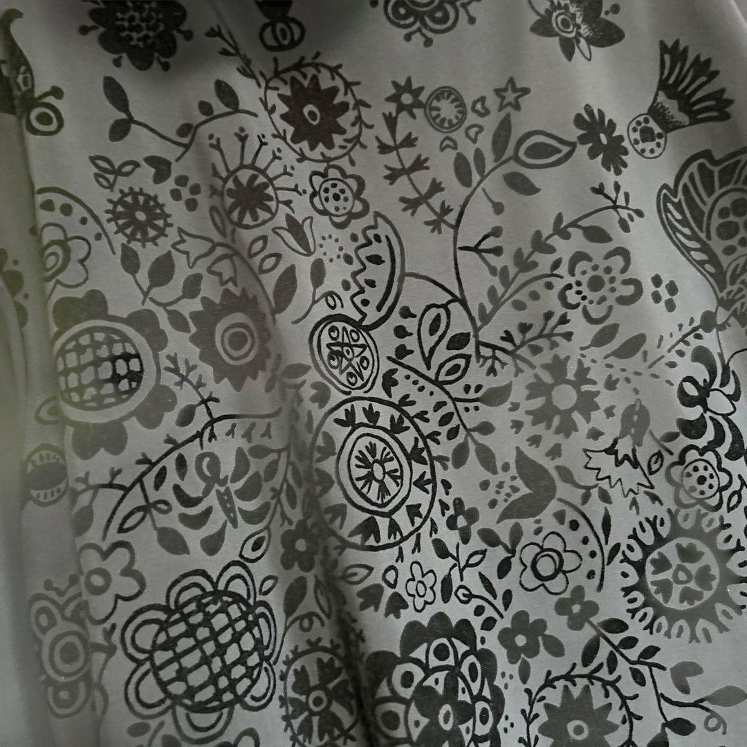 ゆ*り様 トクコ 花柄プリント フード付きジャケット 黒 TOKUKO