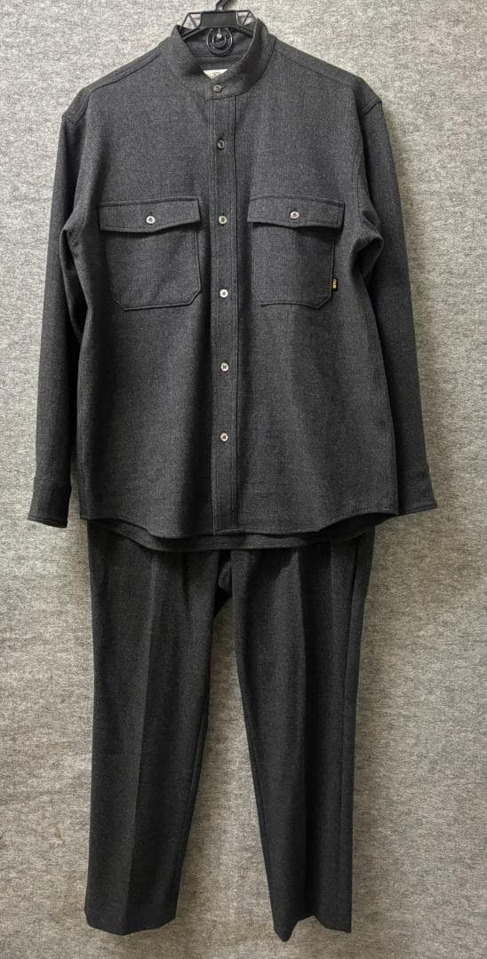 CALEE キャリー　セットアップ　バンドカラーシャツ＆スラックス