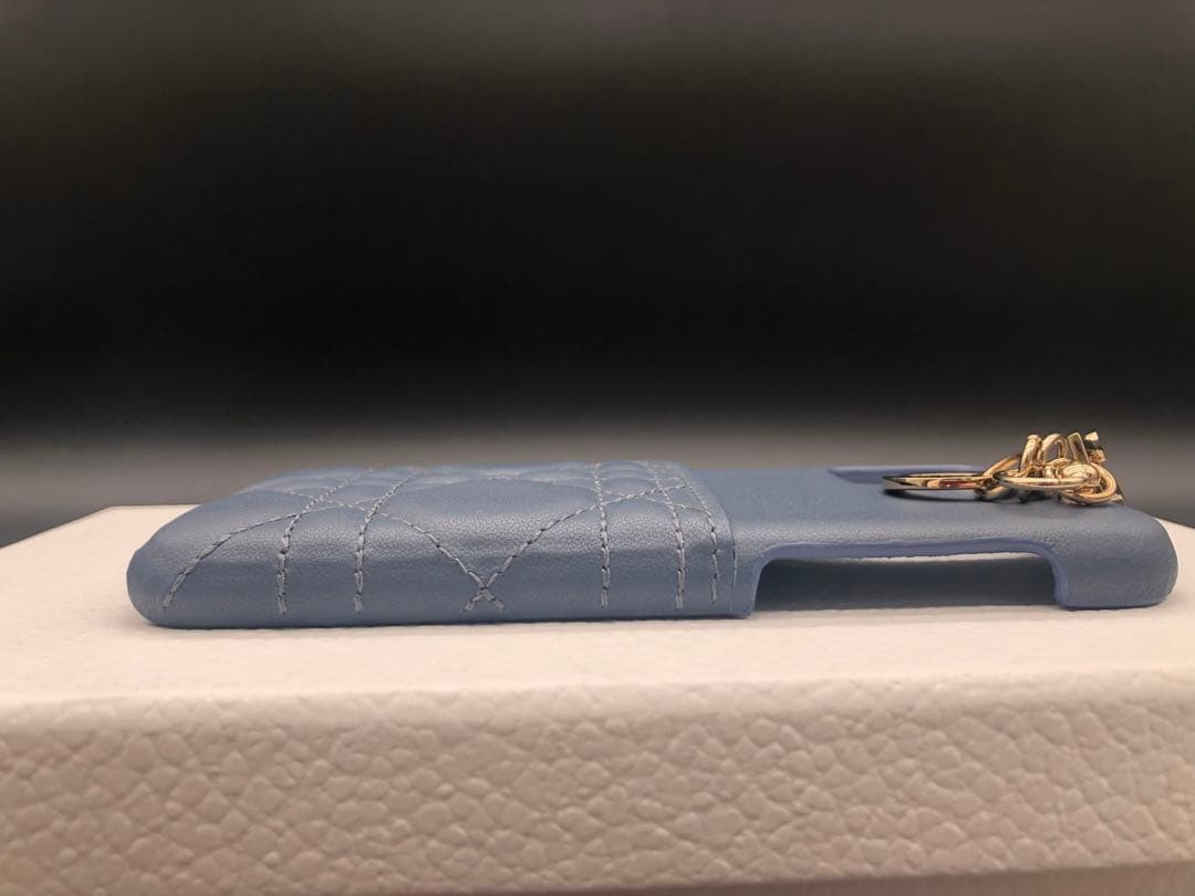 Dior キルティングレザー iPhone 11 Proケース