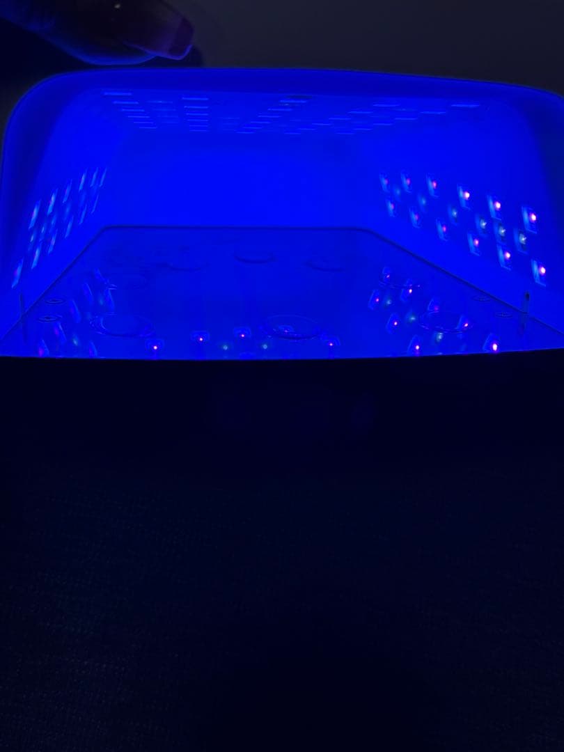 ココイスト LE BLANC(ルブラン) コードレスLED&UVライト36W