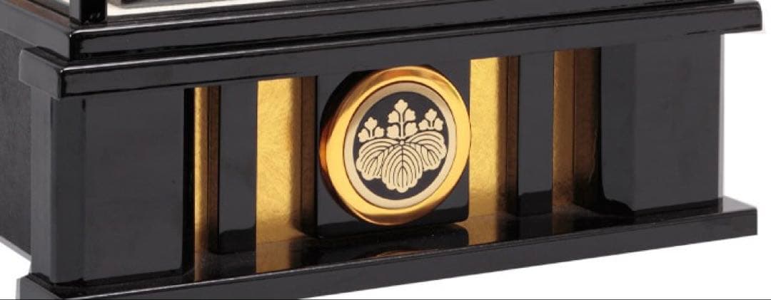 東京久月　家紋付破魔弓飾り１８号・間口約３２×奥行約３３×高さ約６５㎝