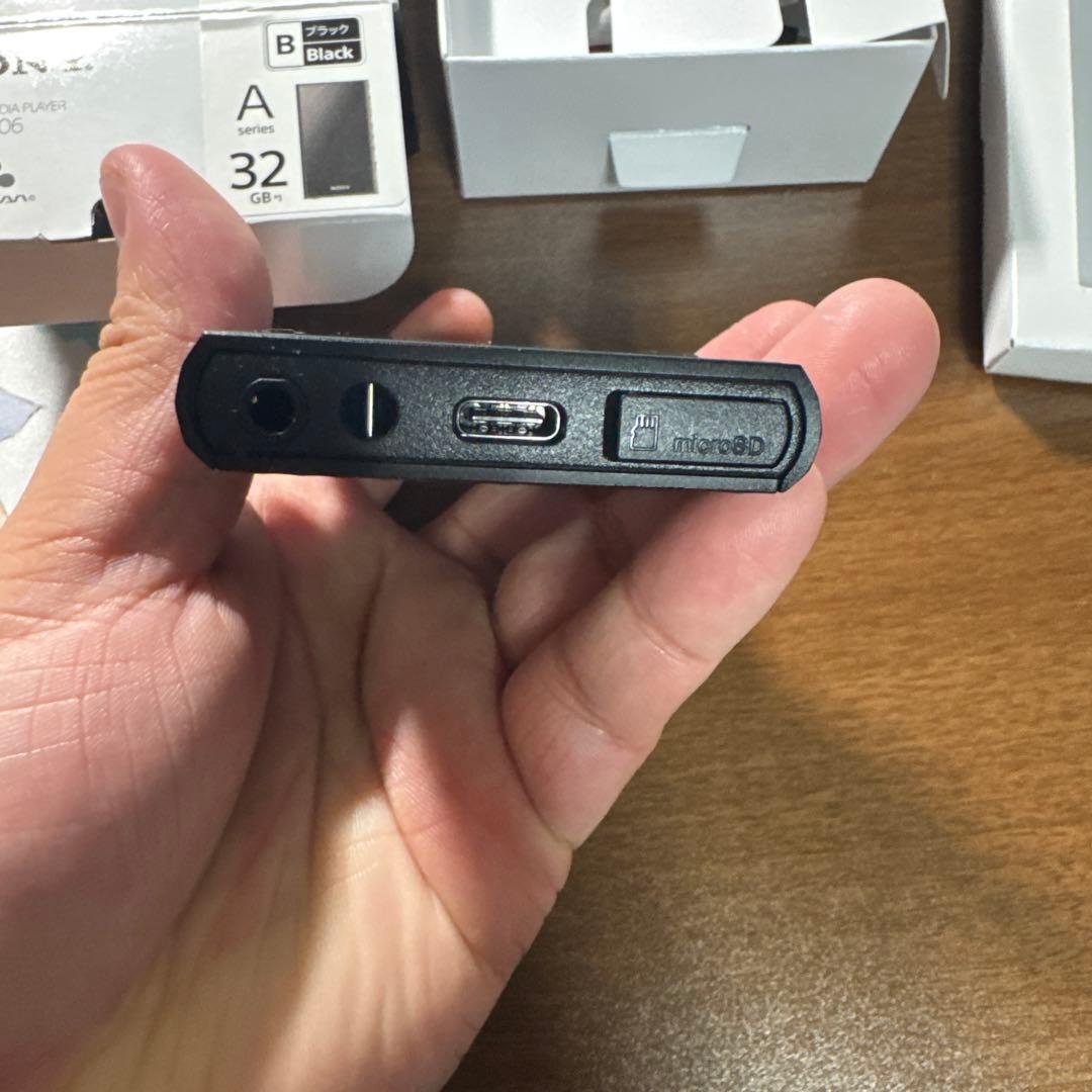 美品、完備品！SONY NW-A306 ウォークマン
