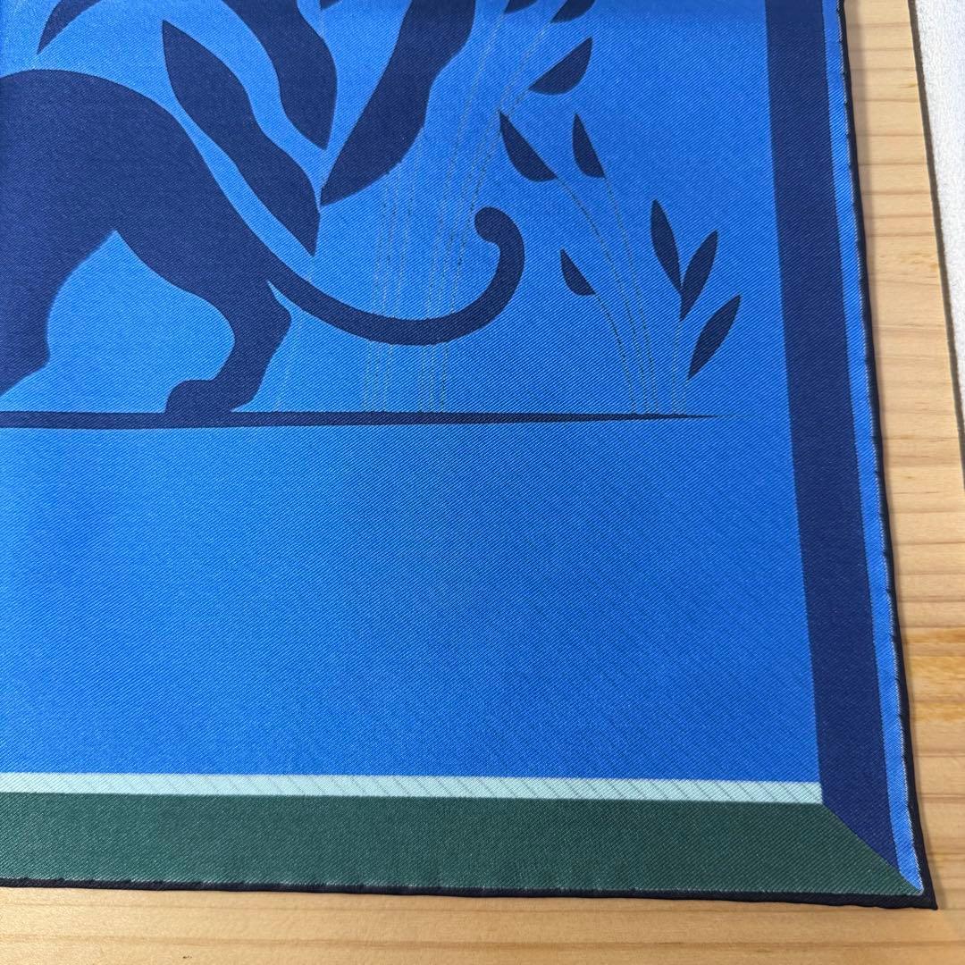 NR/9.27/8 カルティエ　シルクスカーフ