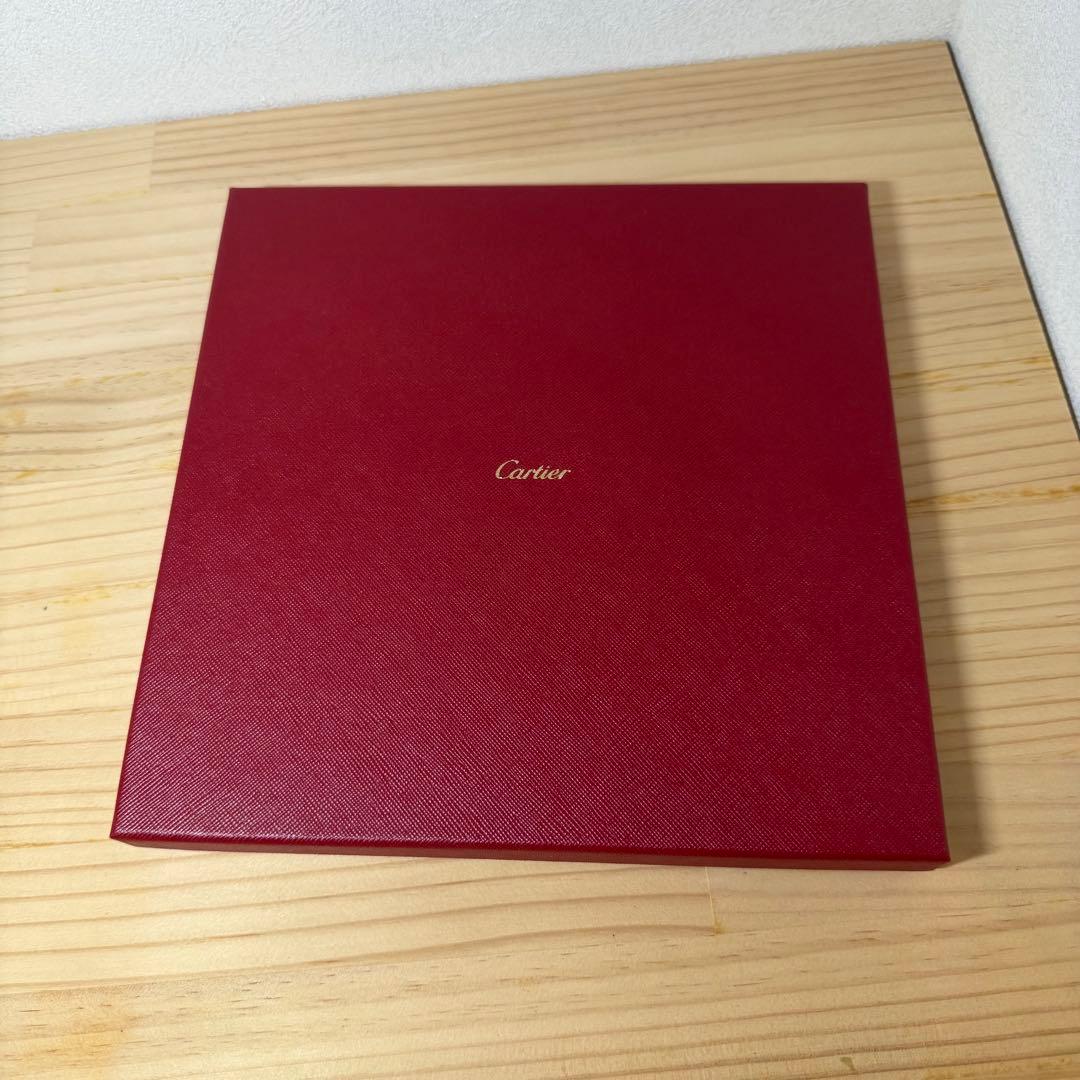 NR/9.27/8 カルティエ　シルクスカーフ