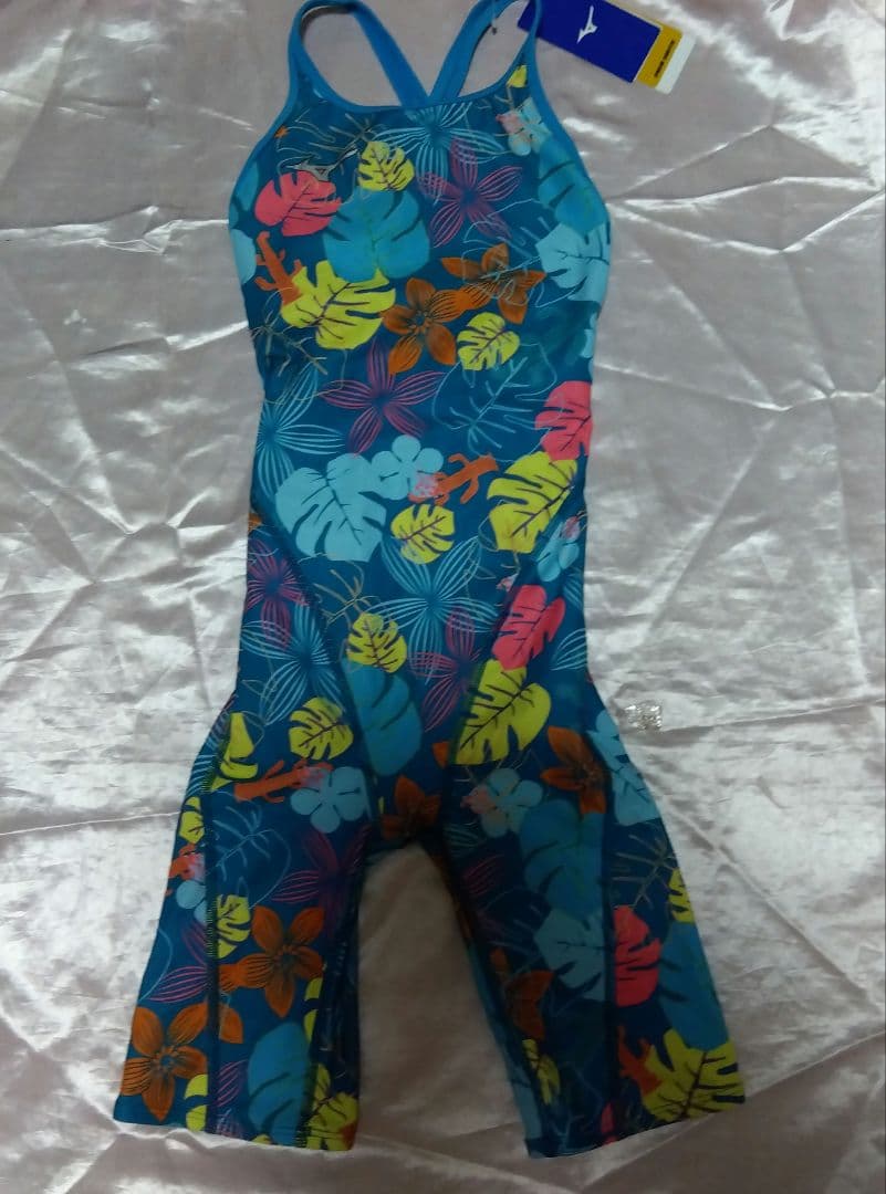 MIZUNO ミズノ　レディース　競泳水着　綾コレ！　S 未使用！タグ付き！