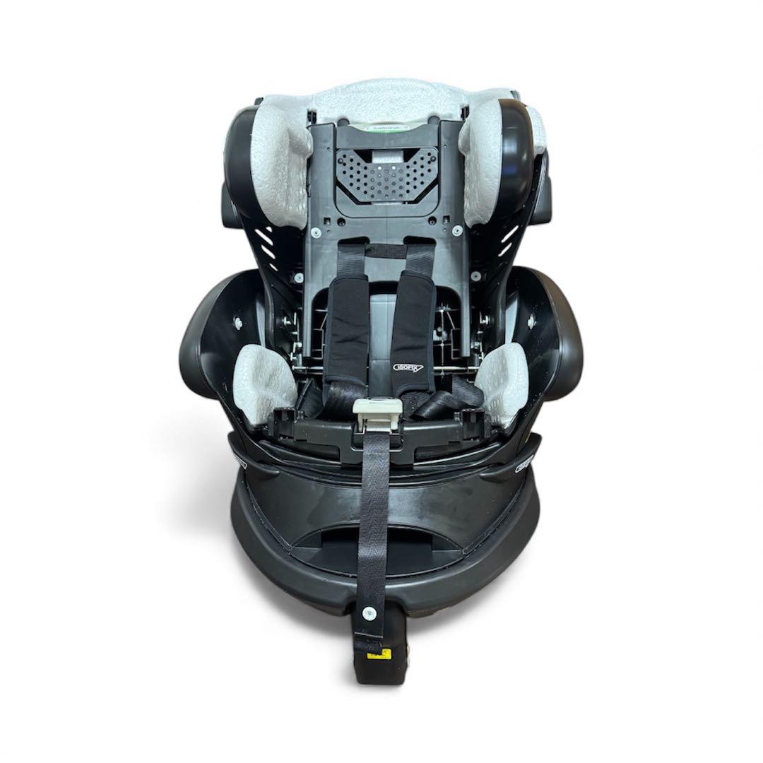 アップリカ　チャイルドシート　フラディアグロウ　セーフティプラス　ブラック