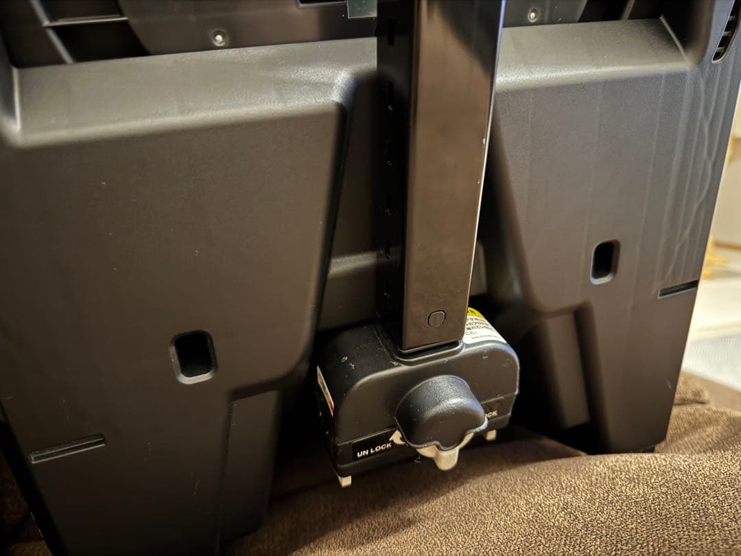 アップリカ　チャイルドシート　フラディアグロウ　セーフティプラス　ブラック