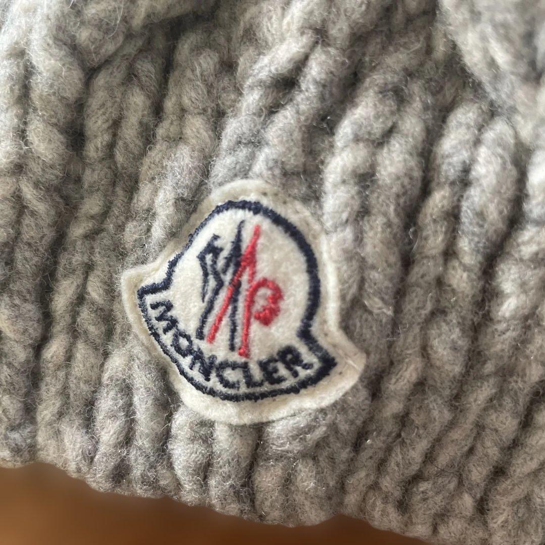 MONCLER ケーブル編み ニットマフラー グレー