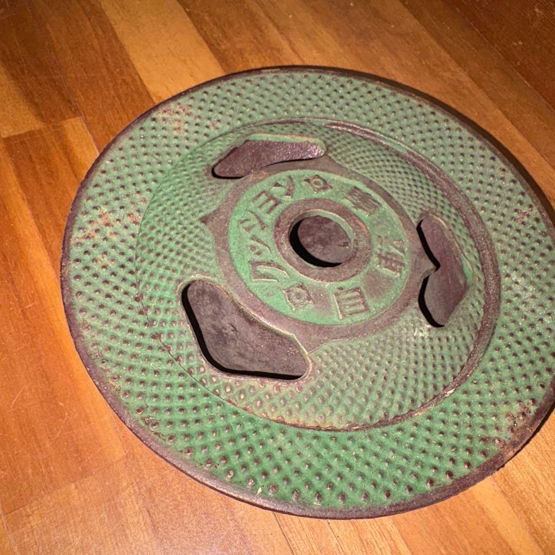 。レトロ鉄製クッシヨン自転車と書いた灰皿D1