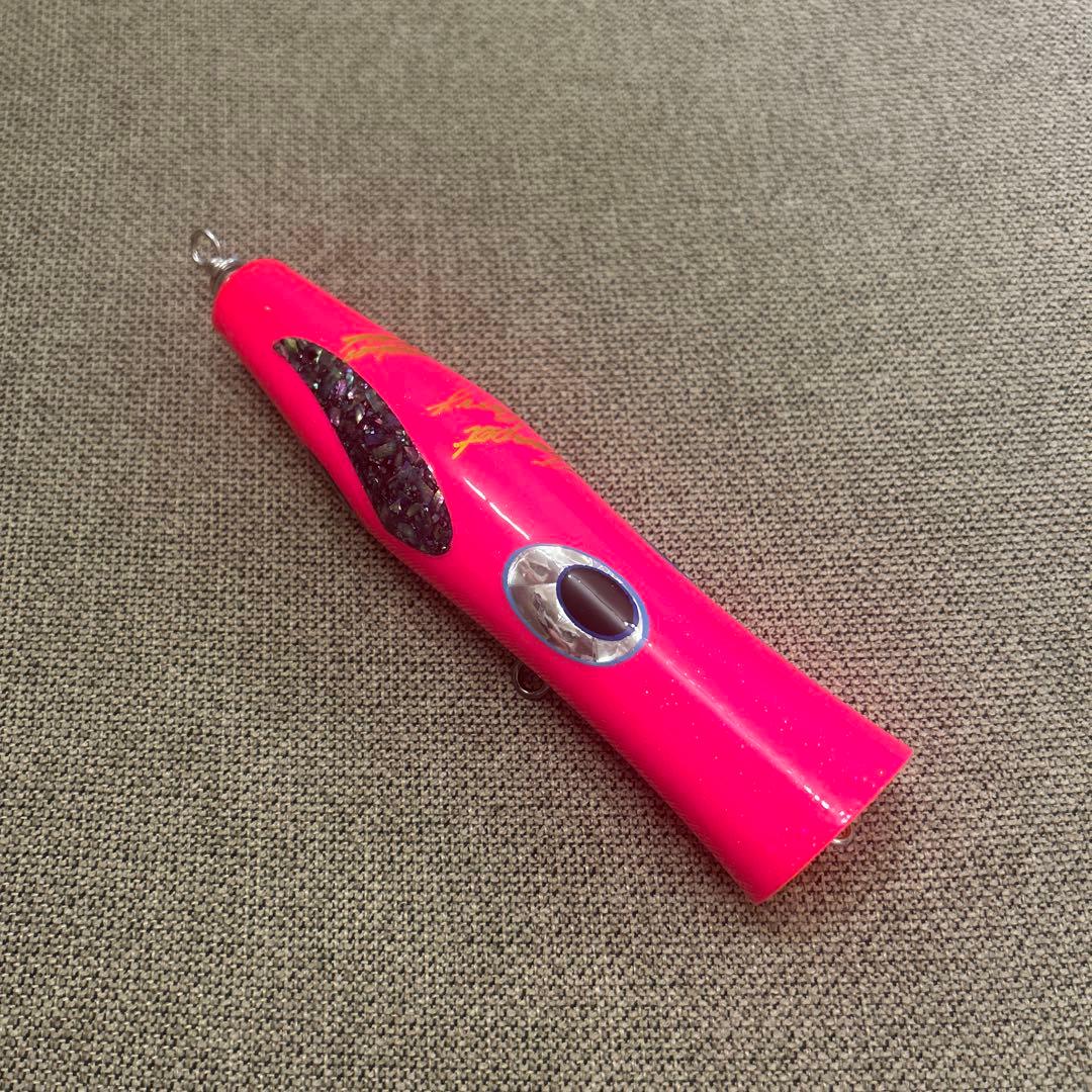 貝田ルアー　トランペット　カーヴィー