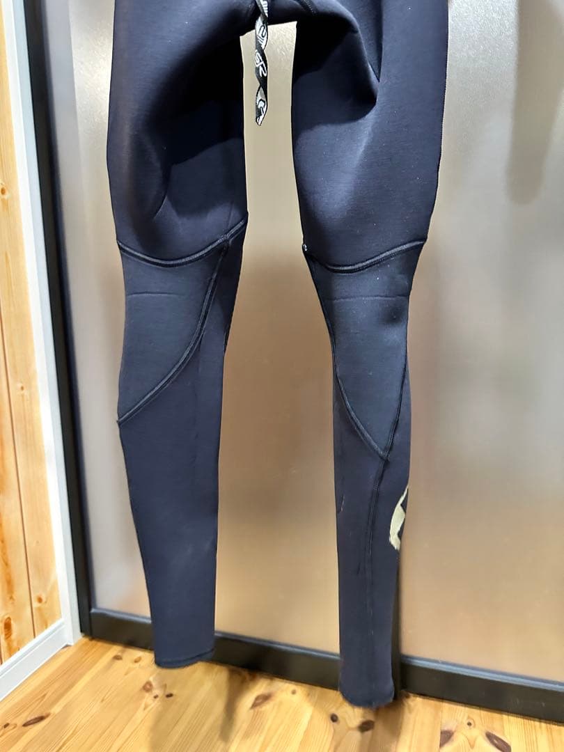 Quick silver クイックシルバー ウェット サーフィン おそらく3mm